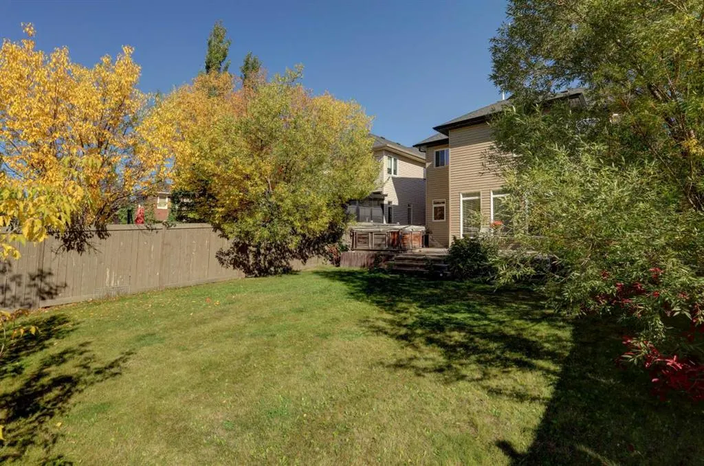 45 Royal Oak Manor NW