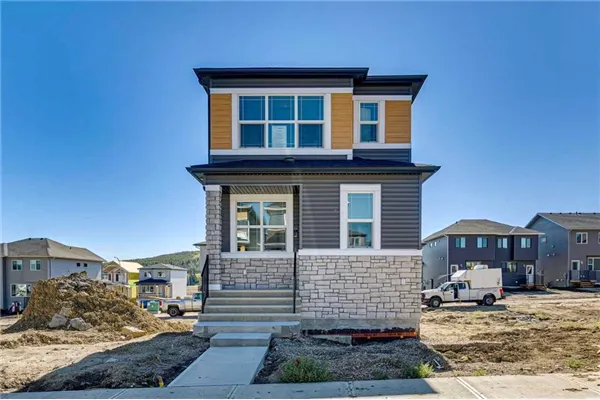71 Creekview Common SW