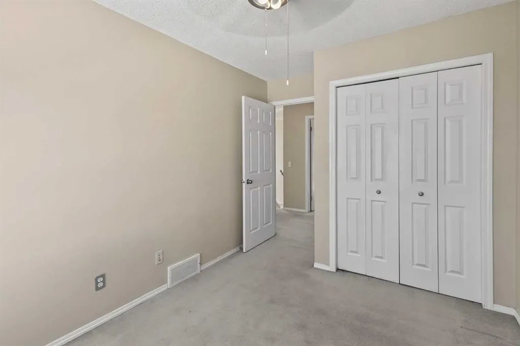 10 Tuscany Court NW
