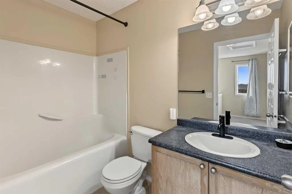 10 Tuscany Court NW