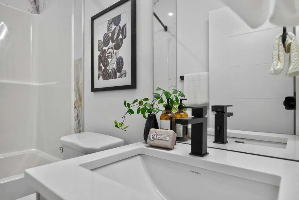 200 Belvedere Boulevard SE #810