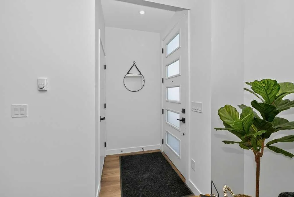 200 Belvedere Boulevard SE #810
