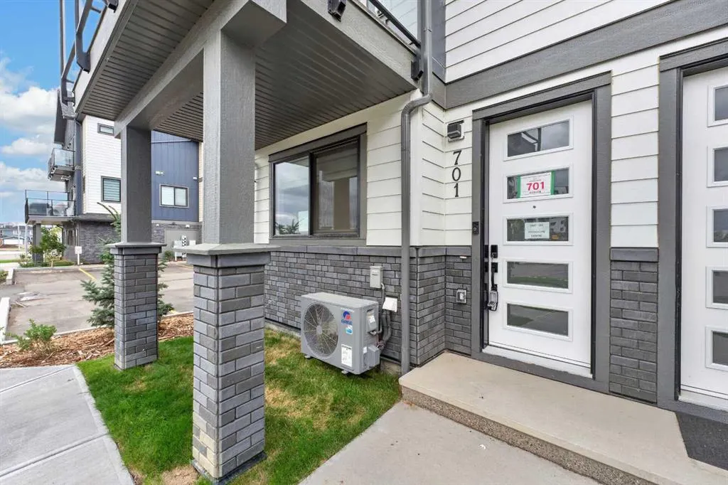 200 Belvedere Boulevard SE #701