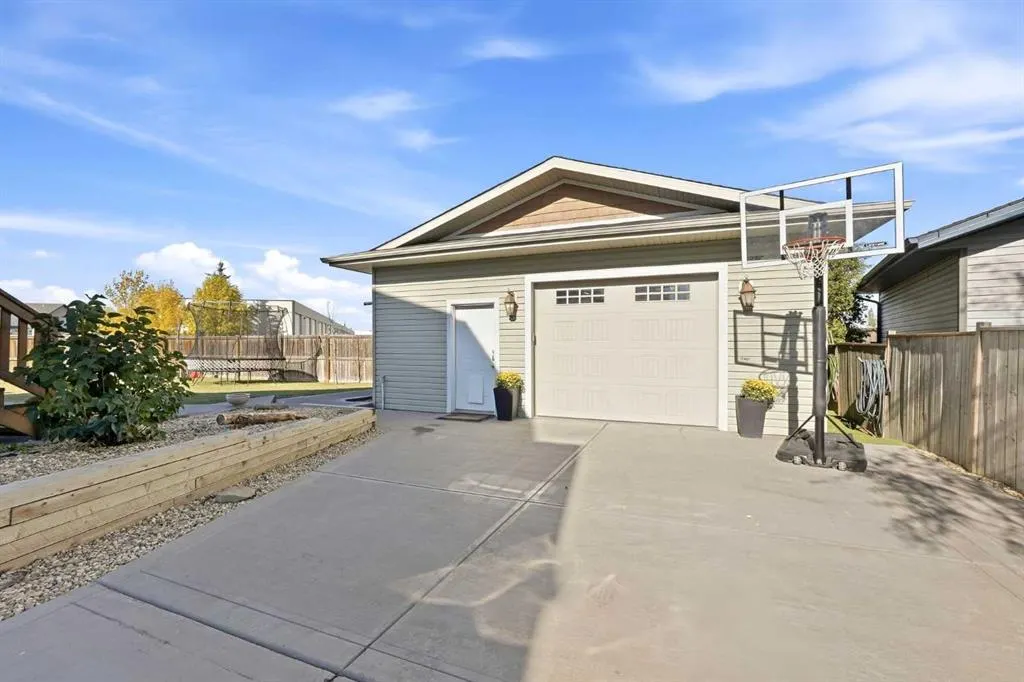 17 Hammond Close