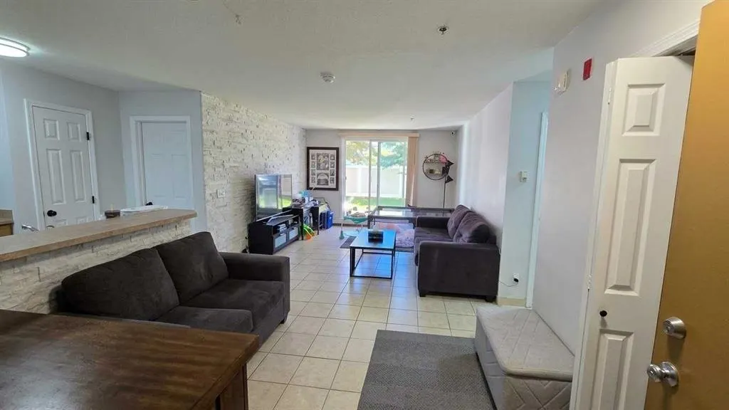 11 Chaparral Ridge Drive SE #2106