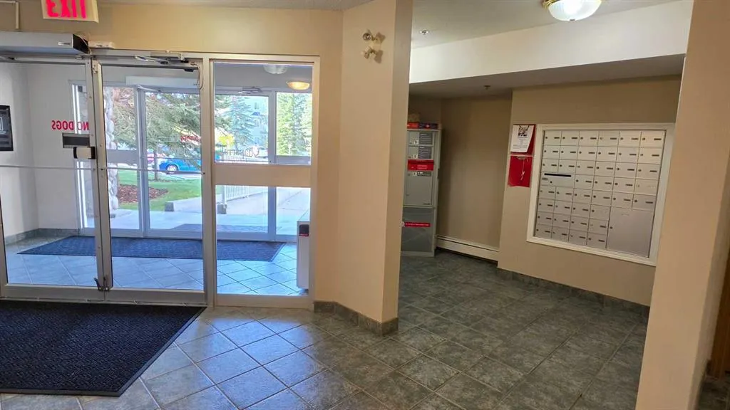 11 Chaparral Ridge Drive SE #2106