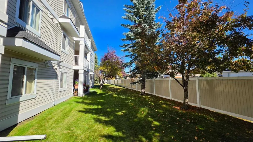 11 Chaparral Ridge Drive SE #2106