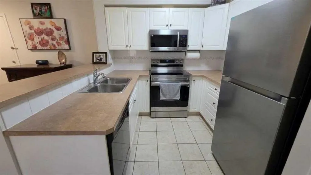 11 Chaparral Ridge Drive SE #2106