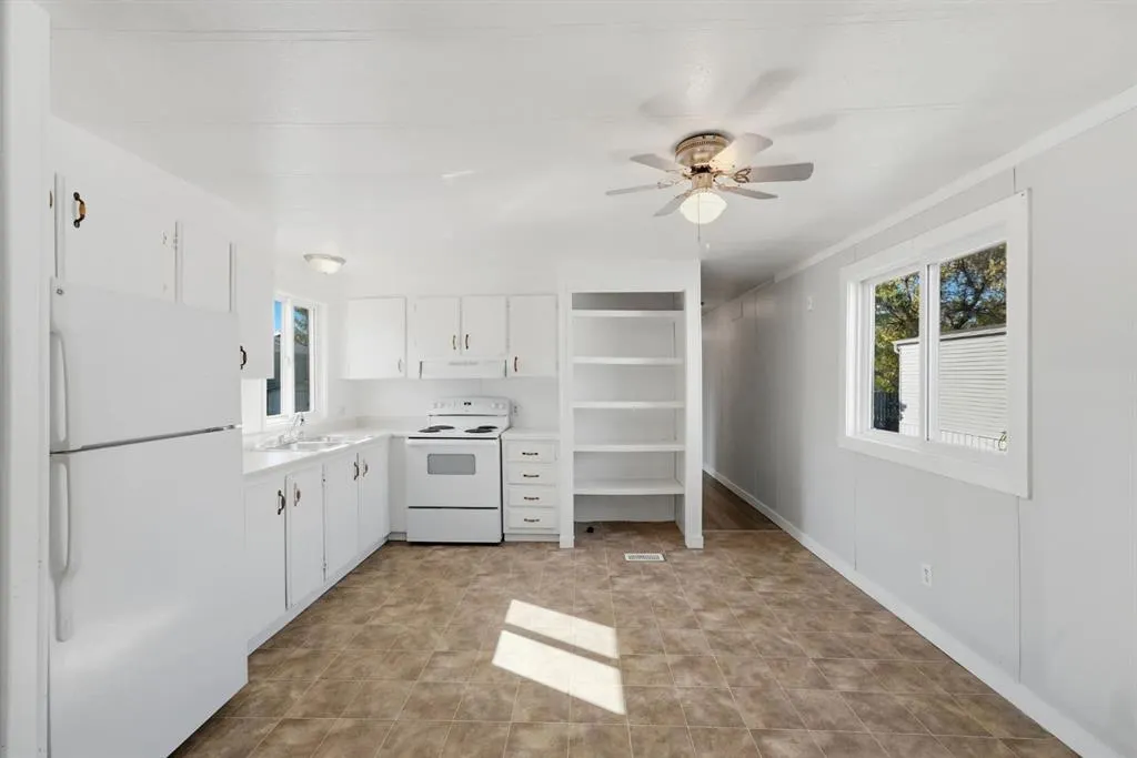 5344 76 Street #75