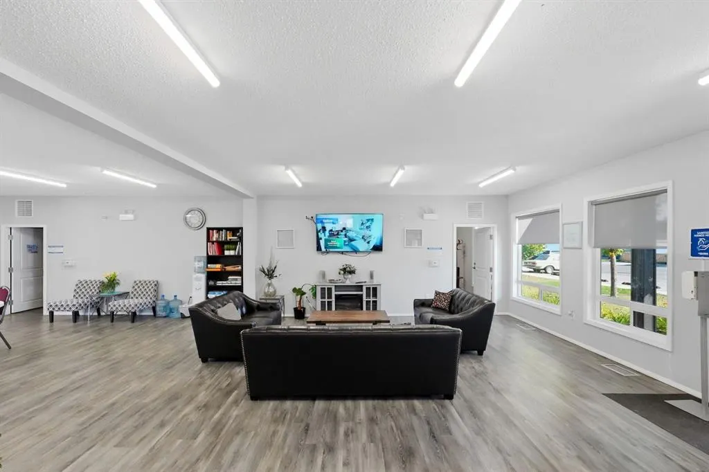 5344 76 Street #75