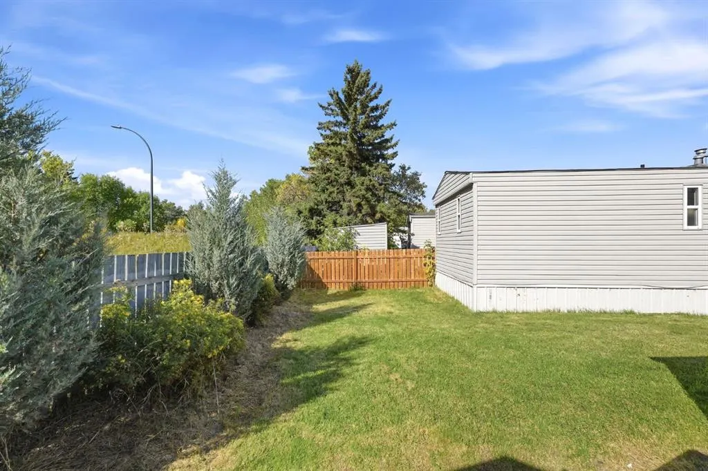 5344 76 Street #75