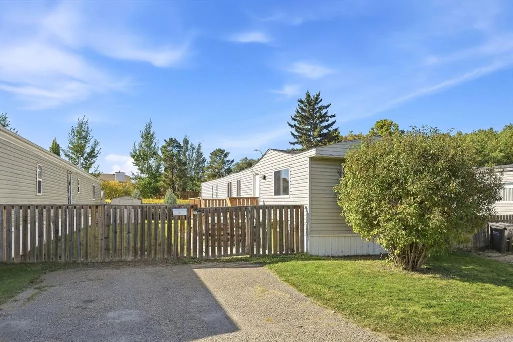 5344 76 Street #75