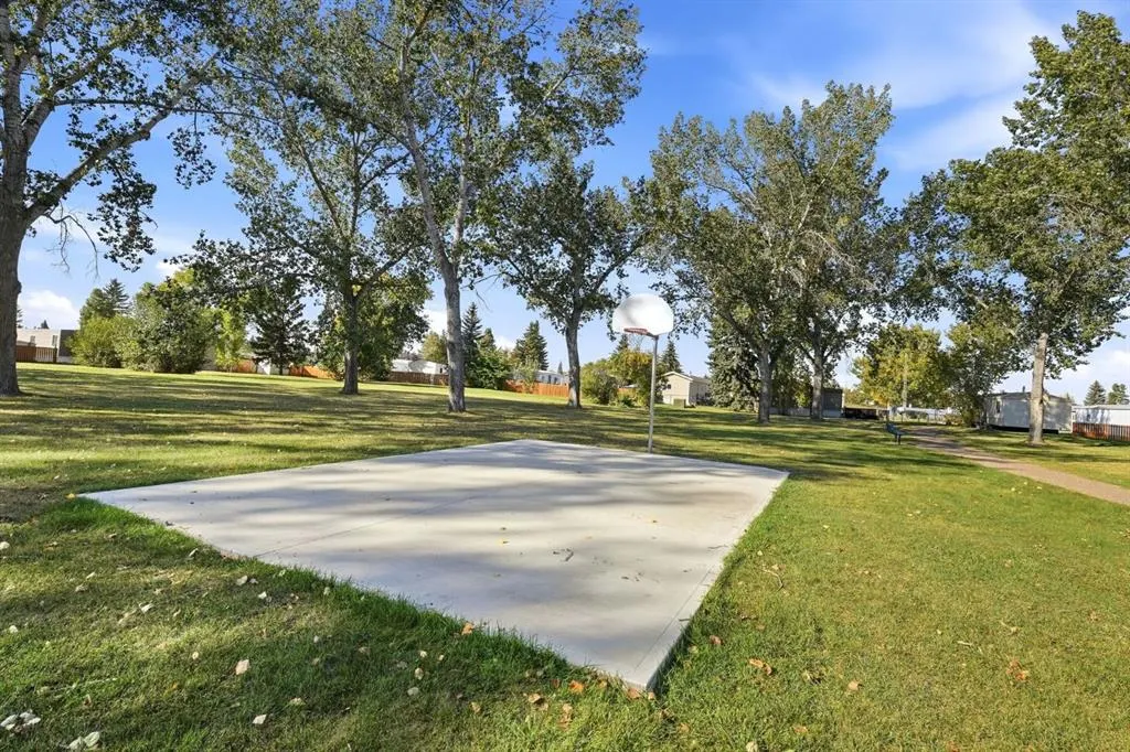 5344 76 Street #75