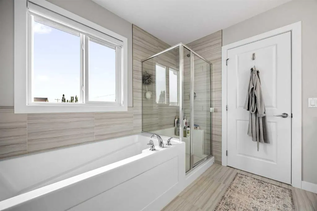 112 Reunion Loop NW