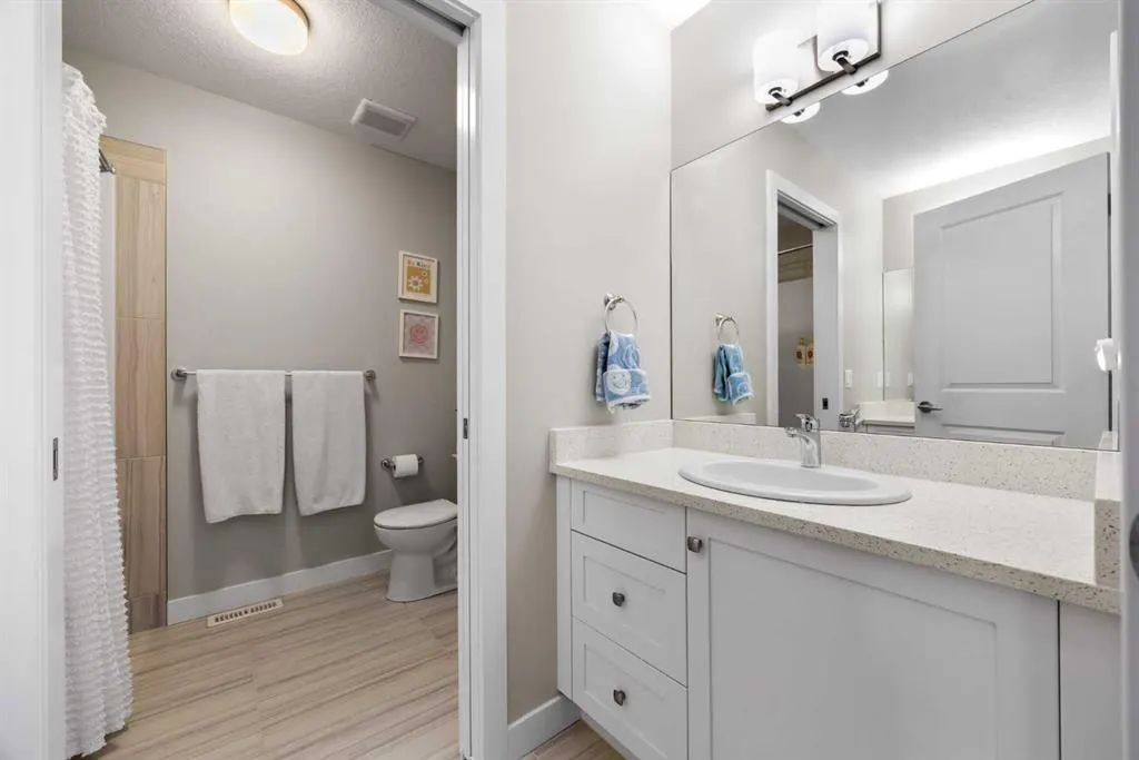 112 Reunion Loop NW