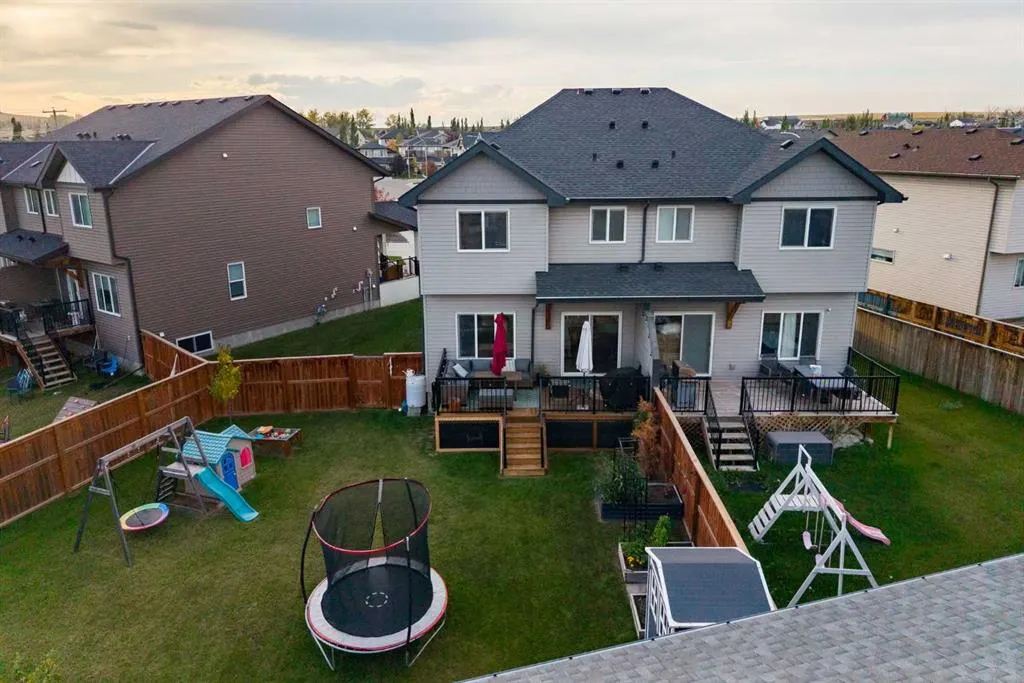 112 Reunion Loop NW