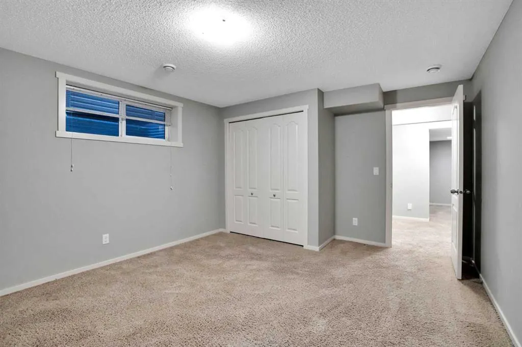 125 Walden Square SE