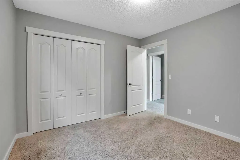 125 Walden Square SE