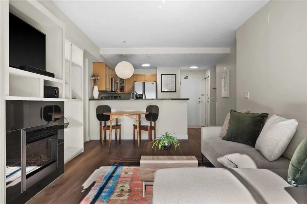 728 3 Avenue NW #308