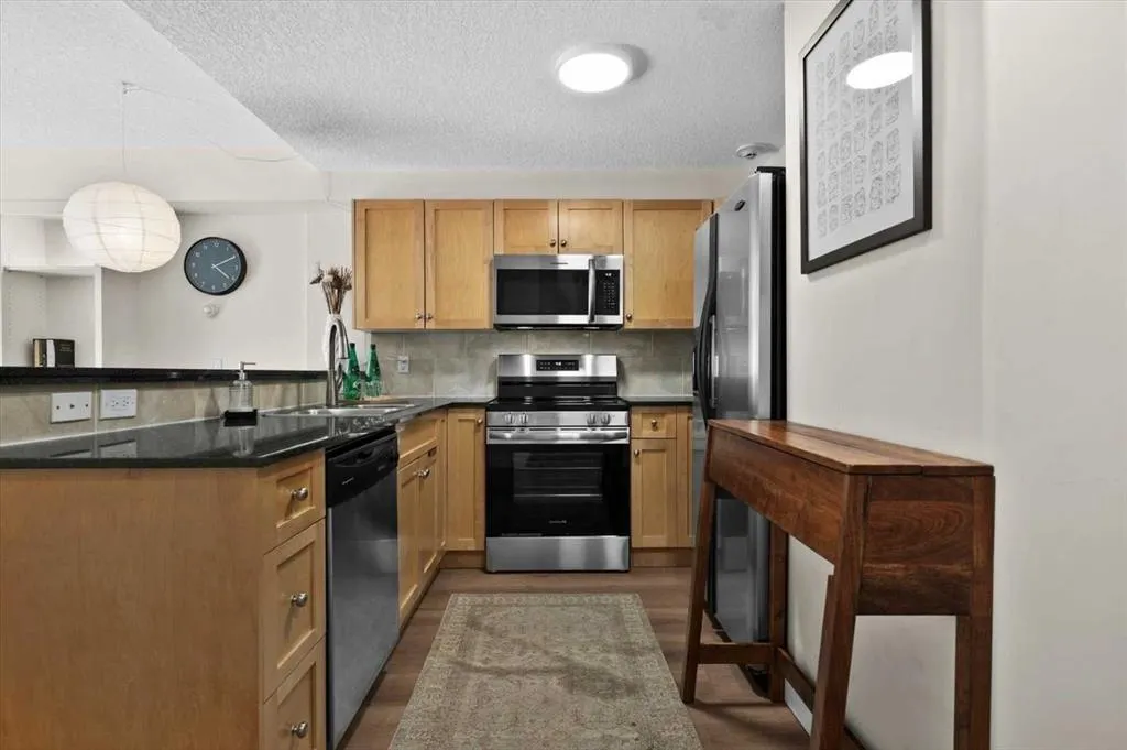728 3 Avenue NW #308