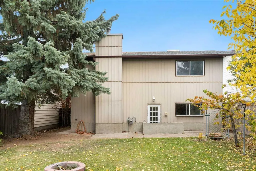 107 Bermuda Close NW