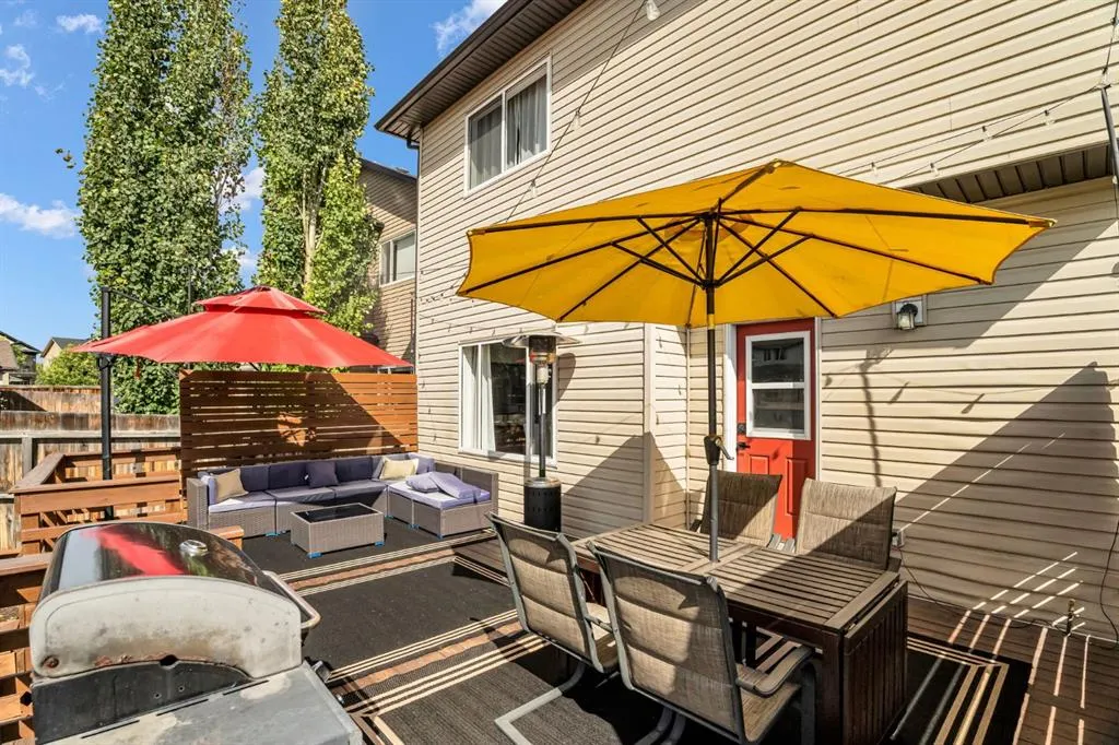 123 Elgin Meadows Way SE