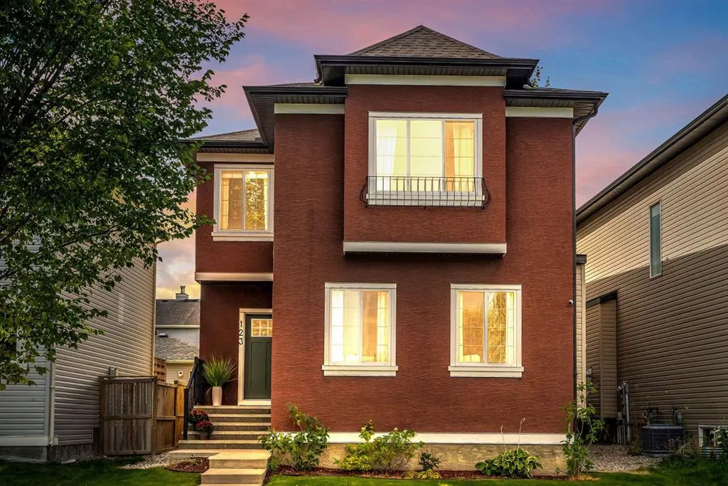 123 Elgin Meadows Way SE