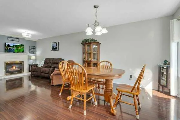240 Ebert Close