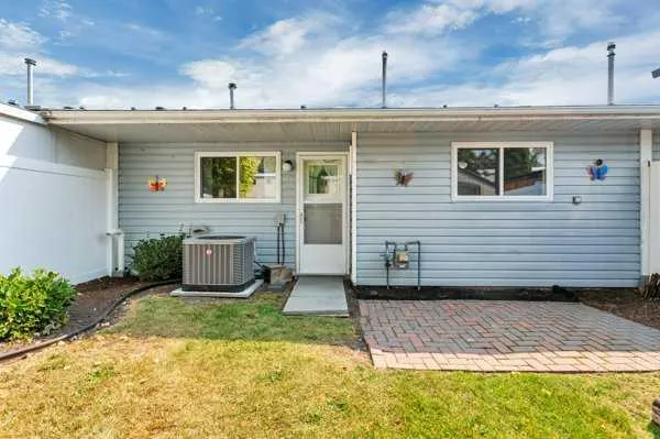 240 Ebert Close