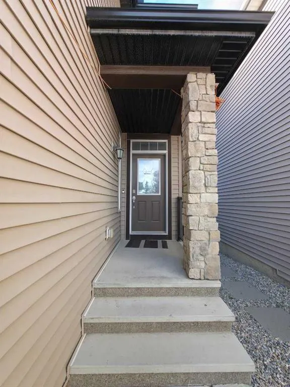 16 Nolancrest Green NW