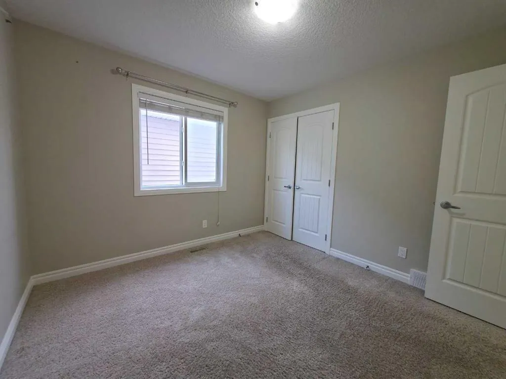 16 Nolancrest Green NW