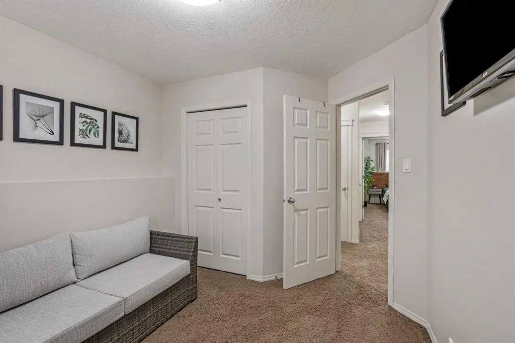 113 Mt Sundance Crescent W
