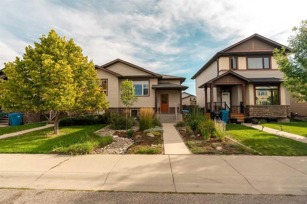113 Mt Sundance Crescent W