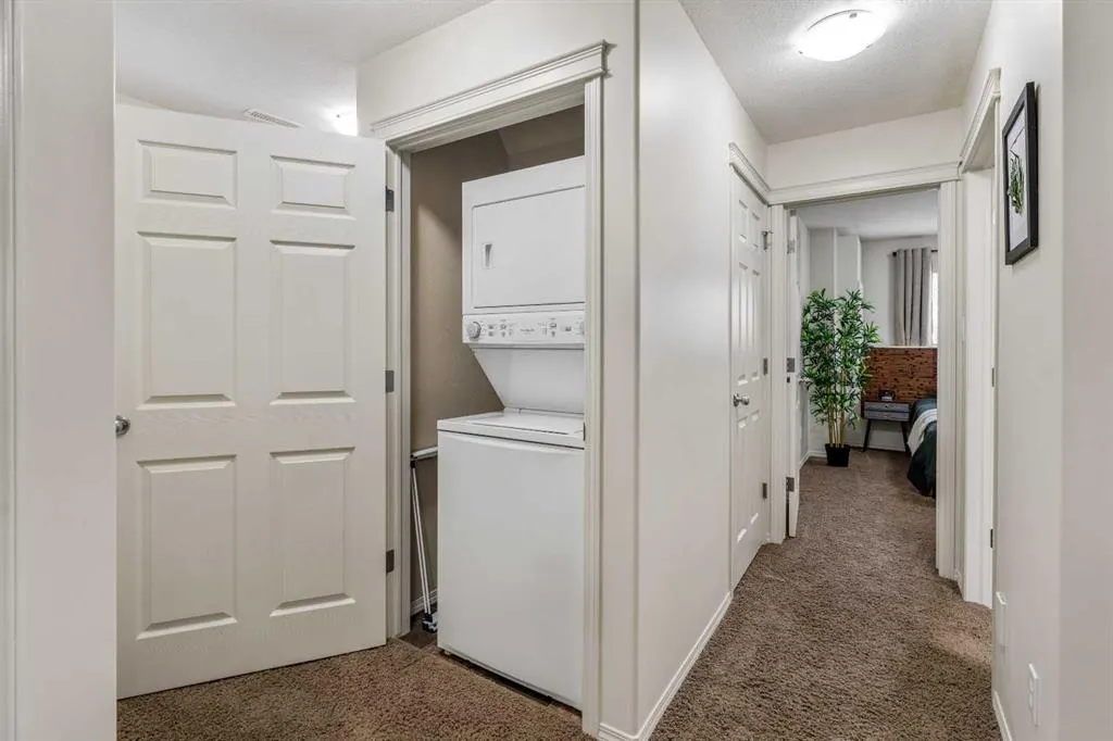 113 Mt Sundance Crescent W