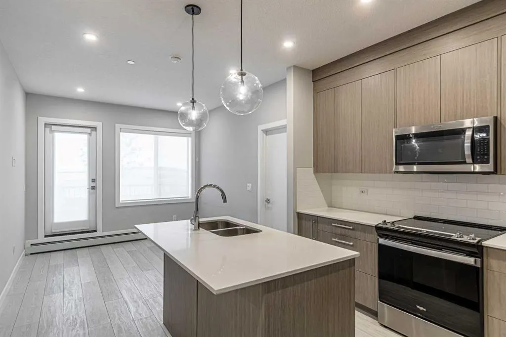 6 MERGANSER Drive W #4109