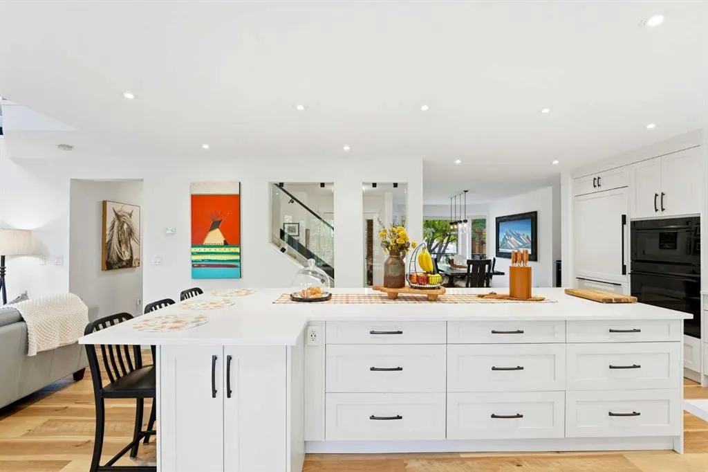14 Riverside Place