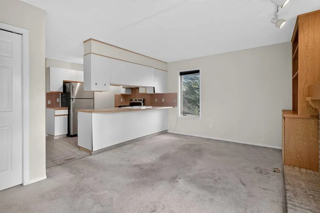 259 Coachway Road SW