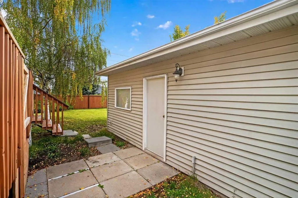 259 Coachway Road SW