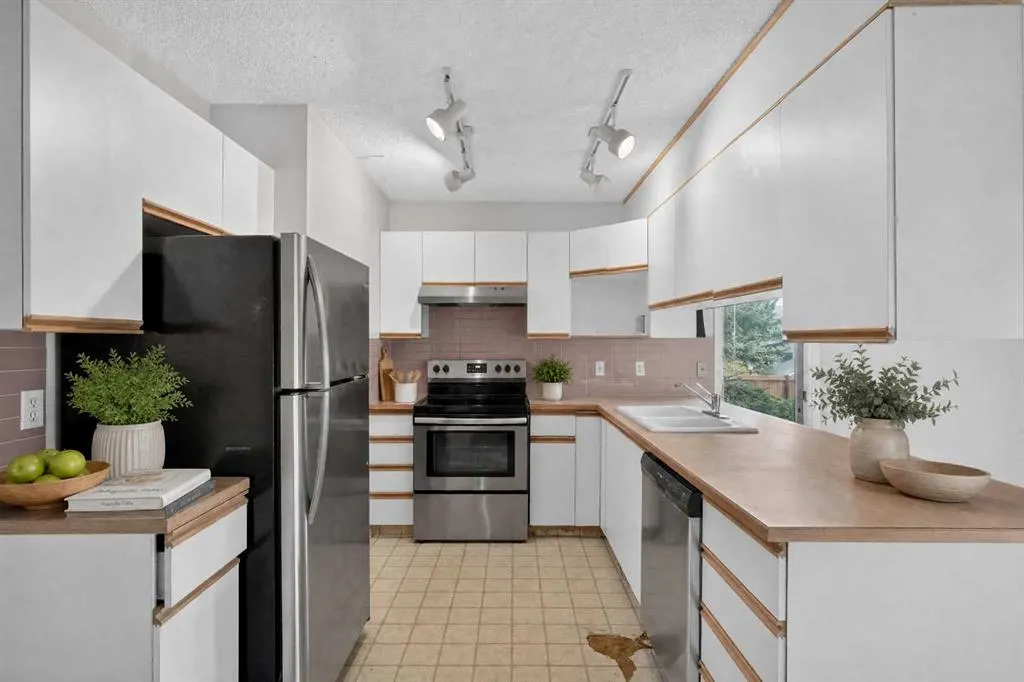 259 Coachway Road SW