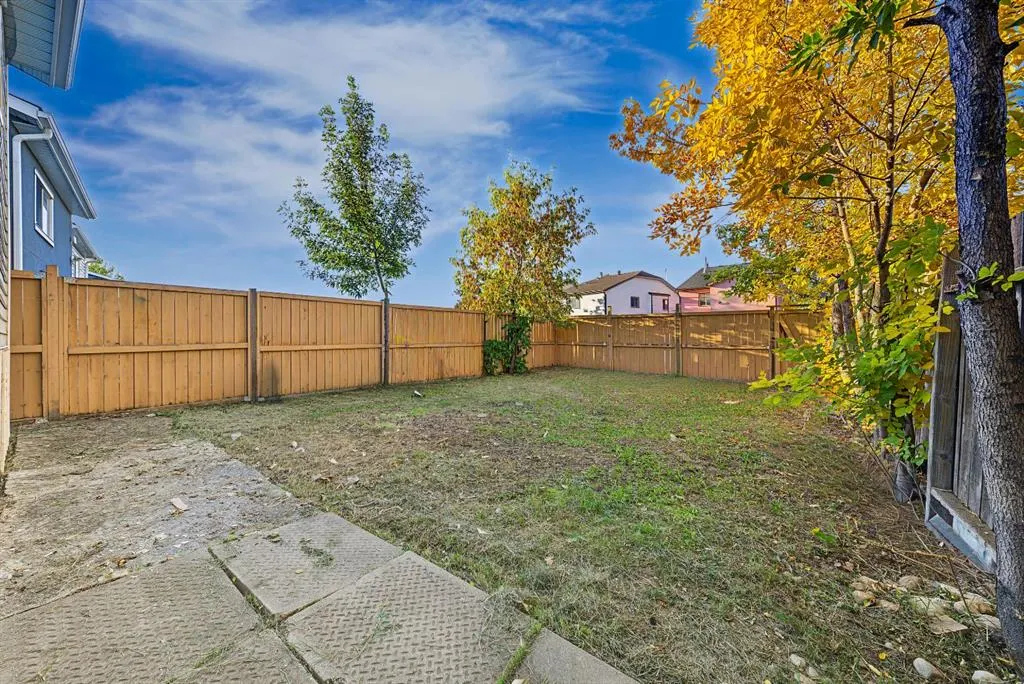310 Castleridge Drive NE