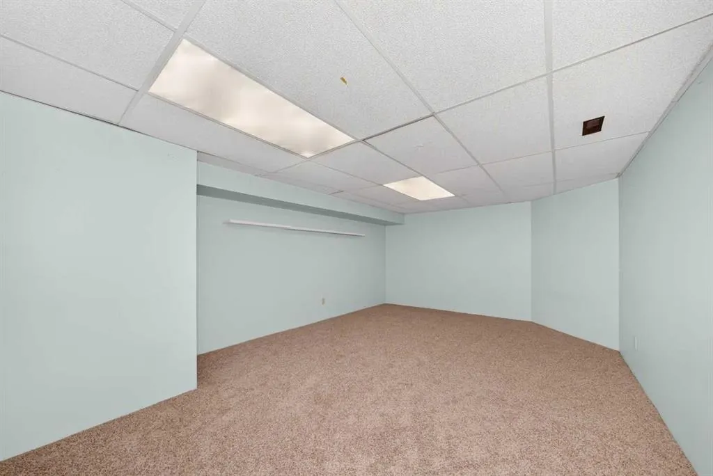 200 Downey Place