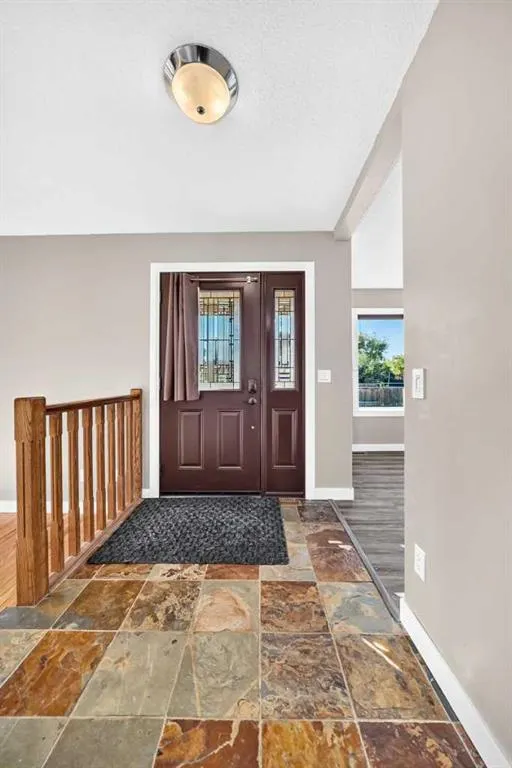 200 Downey Place