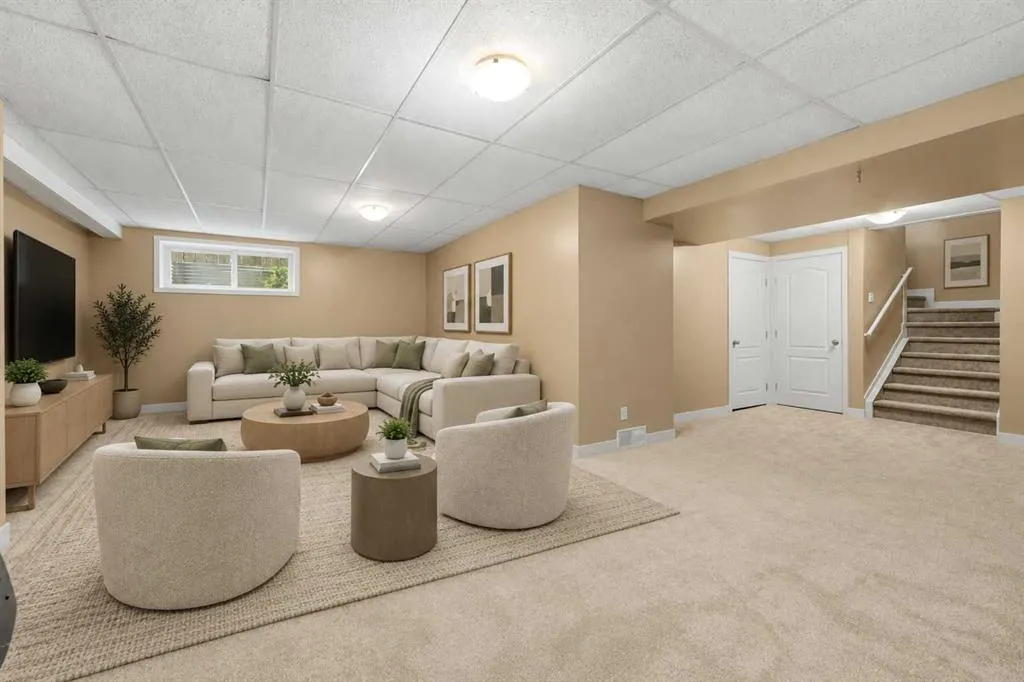 16 Cougartown Place SW