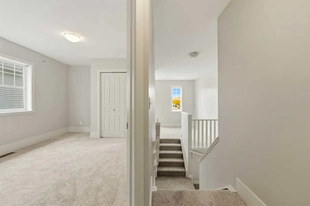 16 Cougartown Place SW