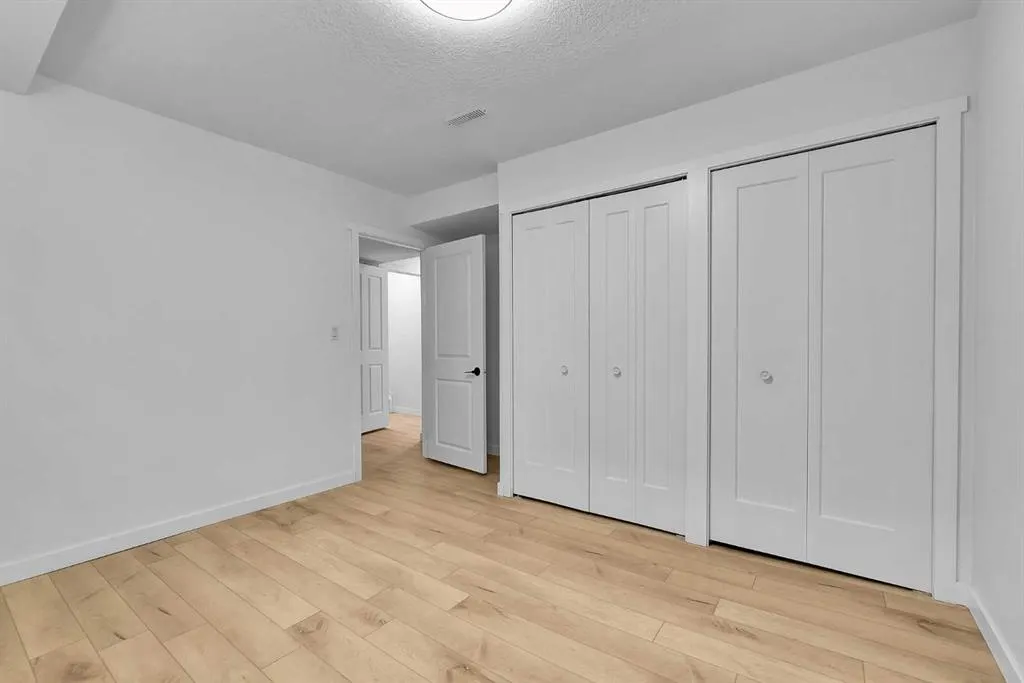 3820 14 Avenue SE