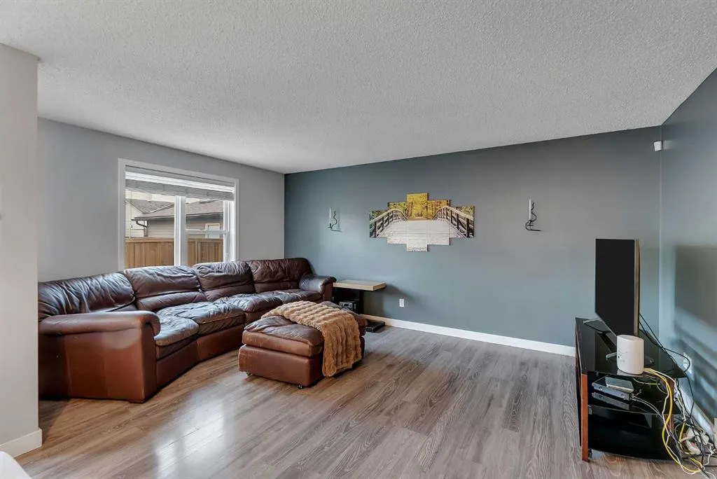 133 Covebrook Close NE