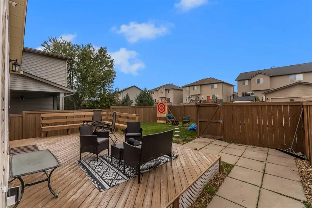 133 Covebrook Close NE
