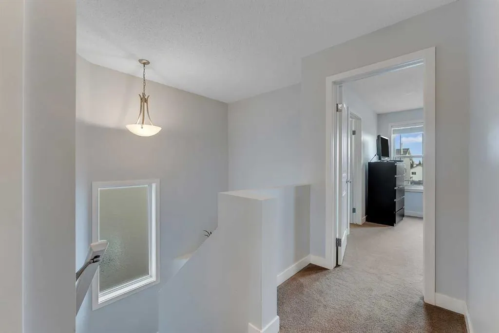 133 Covebrook Close NE