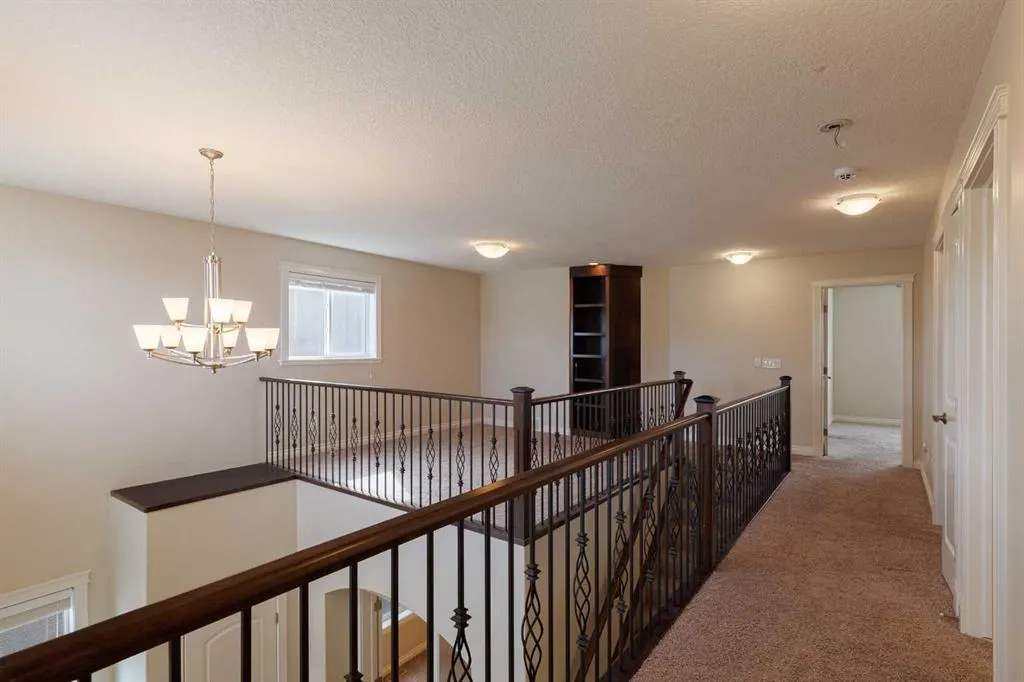 97 Aspenshire Drive SW