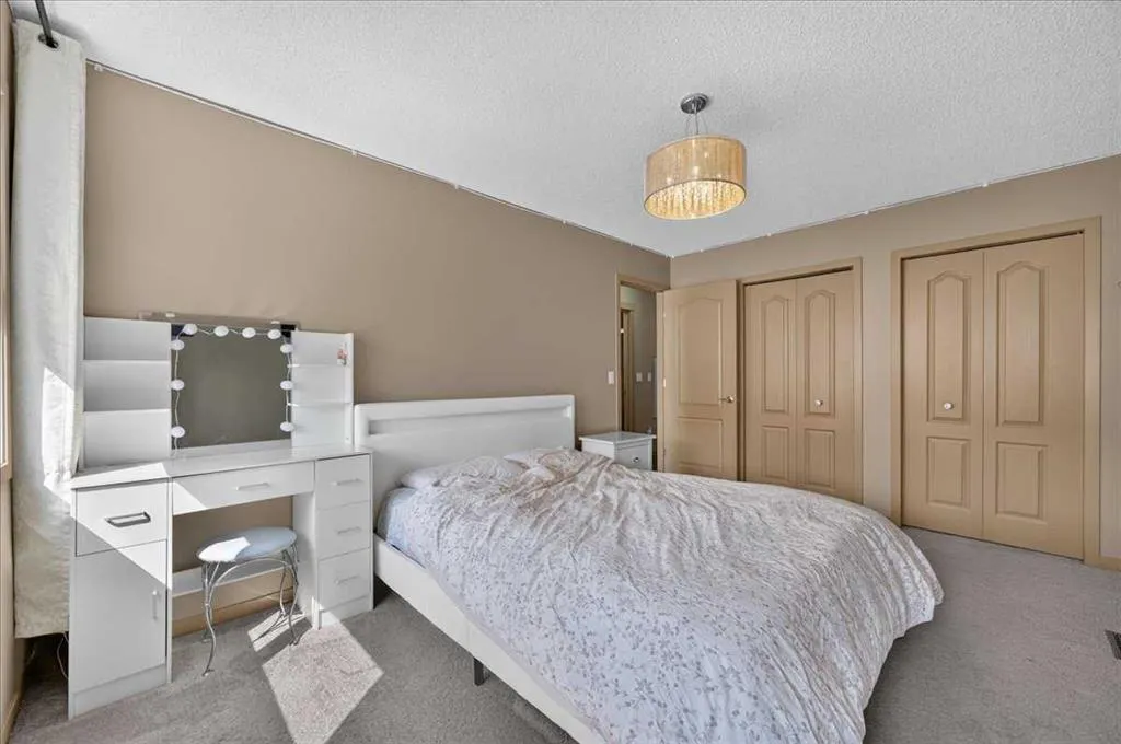 139 Silverado Way SW